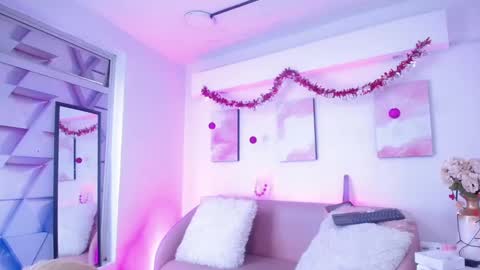 Sofia online show from 4, 1, 2025