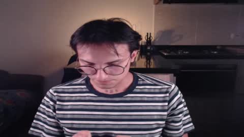 Teo independent model online show from 13, 2, 2025