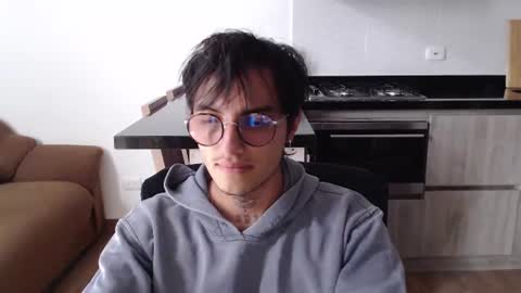 Snapshot of te0__0 chatting on 10, 7, 2026 Teo independent model online show from 10, 7, 2026