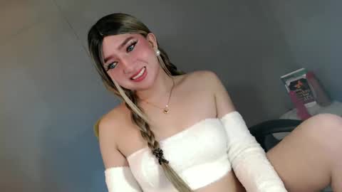 ellaine online show from 11, 3, 2025