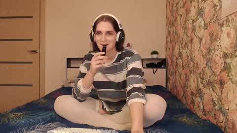 July online show from 26, 11, 2025