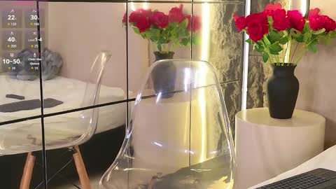 Bruna online show from 7, 11, 2025