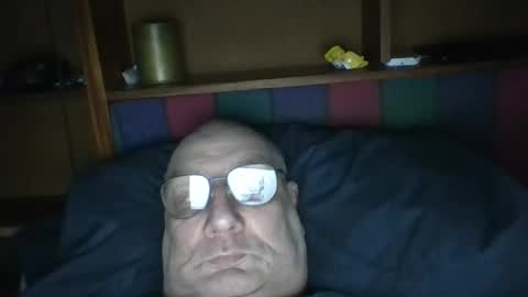 Mark online show from 8, 4, 2026