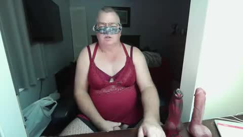 Snapshot of teddy1972 chatting on 7, 5, 2026 teddy1972 online show from 7, 5, 2026