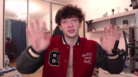 Snapshot of teddy_mode chatting on 8, 12, 2024 Teddy online show from 8, 12, 2024