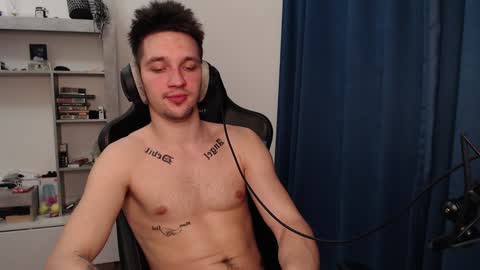 Snapshot of teddy_mode chatting on 6, 2, 2025 Teddy online show from 6, 2, 2025