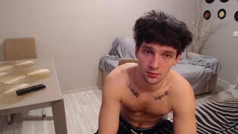 Snapshot of teddy_mode chatting on 26, 10, 2025 Teddy online show from 26, 10, 2025