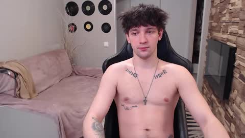 Teddy online show from 25, 3, 2026