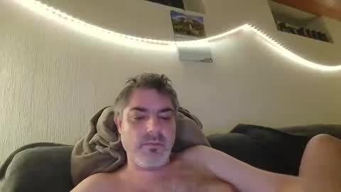 Snapshot of teeforyou chatting on 9, 10, 2025 Peter online show from 9, 10, 2025