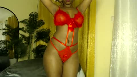 Snapshot of teelouh chatting on 8, 7, 2026 Kittie online show from 8, 7, 2026