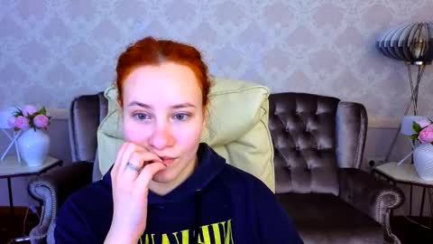 teilahex online show from 12, 9, 2025