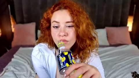 teilahex online show from 8, 10, 2025