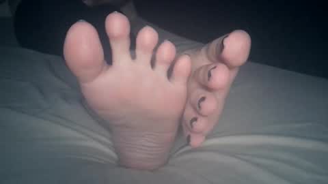 Viv West online show from 4, 2, 2026