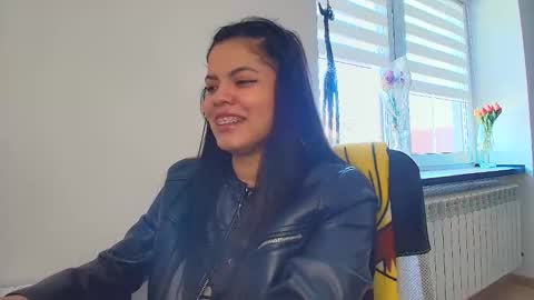 Snapshot of tell_me_goddess chatting on 24, 4, 2026 Amazing SALOME online show from 24, 4, 2026