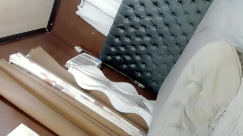 EVA GLASSCOTT online show from 6, 12, 2024