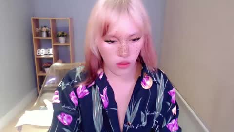 Snapshot of temptress_hot_dea chatting on 5, 2, 2025 Dea online show from 5, 2, 2025