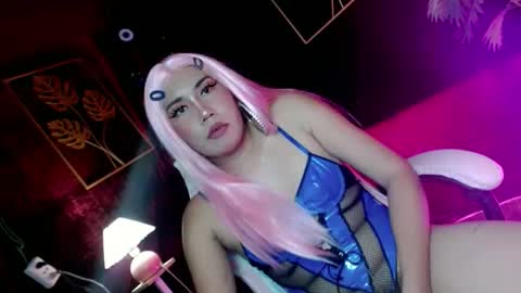 Snapshot of temptressxx_69 chatting on 17, 5, 2026 temptressxx_69 online show from 17, 5, 2026