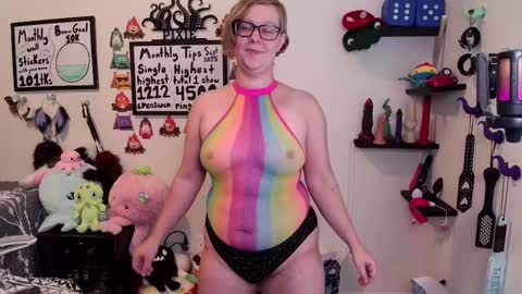 Pixie and Tentacle Overlord online show from 19, 9, 2025