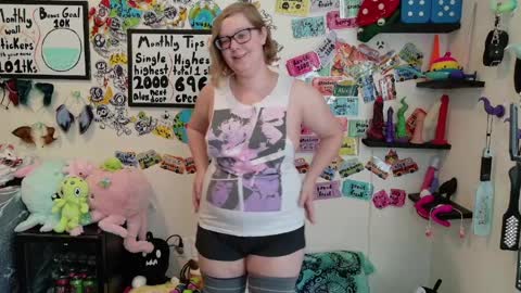 Pixie and Tentacle Overlord online show from 30, 3, 2026