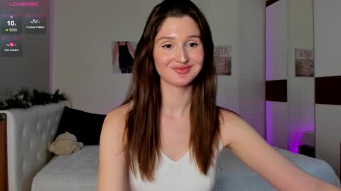 Snapshot of tender_babyy chatting on 13, 1, 2025 Sexy girl Li online show from 13, 1, 2025