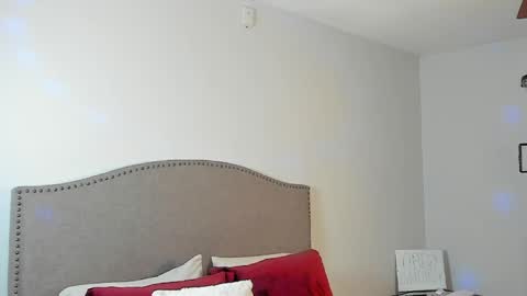 Snapshot of tenderg7 chatting on 6, 6, 2026 tenderg7 online show from 6, 6, 2026