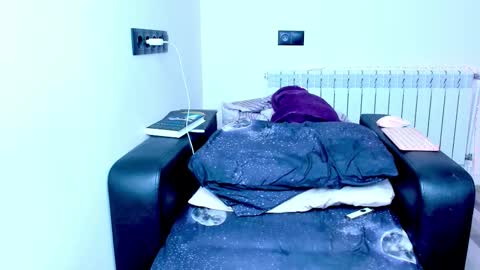 Snapshot of tenebrise chatting on 27, 11, 2025 Kira online show from 27, 11, 2025