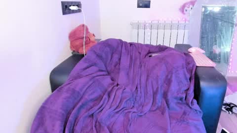 Snapshot of tenebrise chatting on 31, 3, 2026 Kira online show from 31, 3, 2026