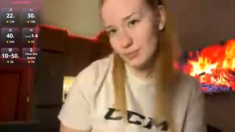 Hello My name is Ida I will be very glad to see you 3 online show from 8, 4, 2026