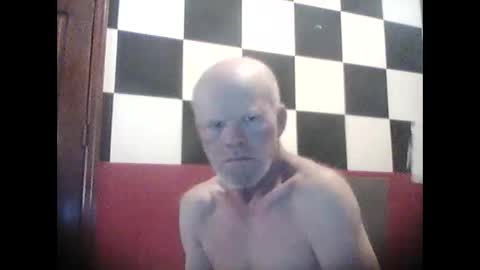Snapshot of terdy2366 chatting on 21, 11, 2025 terdy2366 online show from 21, 11, 2025