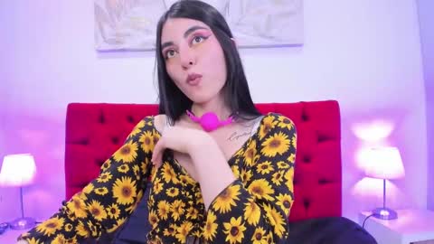 Snapshot of teresa_moon chatting on 4, 12, 2024  TERESA  Give me a good rating if you enjoy my show  online show from 4, 12, 2024