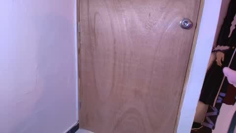 Terra Elowen online show from 8, 2, 2026