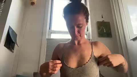 Terra Worship Findomme online show from 26, 10, 2025