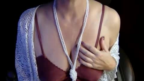 Snapshot of tessa_foxxx chatting on 5, 11, 2025 tessa_foxxx online show from 5, 11, 2025