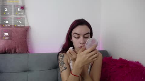 Tessa foxie      online show from 22, 5, 2026
