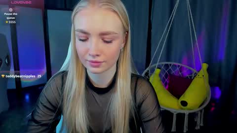 TessaHamilton online show from 4, 2, 2026