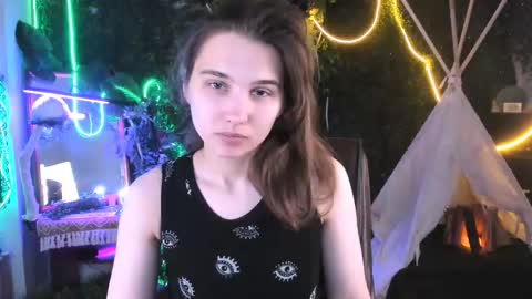 Tessa online show from 6, 10, 2025