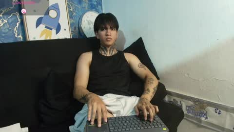 Snapshot of tessarion_black chatting on 1, 6, 2026 Tessarion online show from 1, 6, 2026