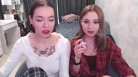 Snapshot of tessawillson chatting on 19, 9, 2025 Tessa online show from 19, 9, 2025