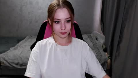 Snapshot of tessawillson chatting on 30, 7, 2026 Tessa online show from 30, 7, 2026