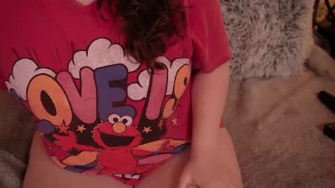 Snapshot of tessawinter chatting on 11, 11, 2025 Tessa online show from 11, 11, 2025