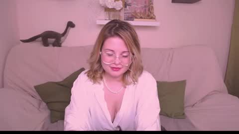 Snapshot of tesspleasure chatting on 26, 12, 2024 TESSA online show from 26, 12, 2024