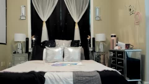Snapshot of texaspeach69 chatting on 26, 4, 2026 peachy online show from 26, 4, 2026