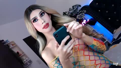 Snapshot of tgirl_adele chatting on 5, 3, 2025 Itsme tgirlAdele online show from 5, 3, 2025