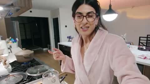 babygirlmami online show from 15, 2, 2026