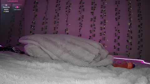 Snapshot of th3dirtyasian chatting on 1, 2, 2025 Lanna online show from 1, 2, 2025