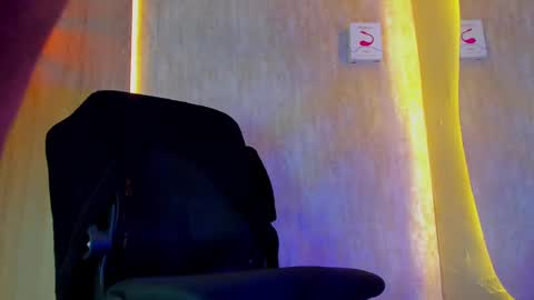 thaddeus king online show from 12, 2, 2025