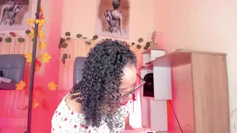 Thais online show from 15, 4, 2026