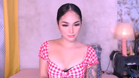 Snapshot of thalia_venture chatting on 9, 3, 2025 Thalia online show from 9, 3, 2025