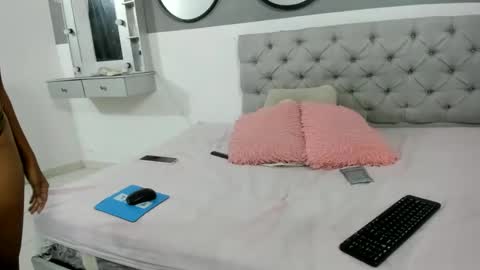 Snapshot of thaliana_evanss chatting on 12, 11, 2025 thaliana_evanss online show from 12, 11, 2025