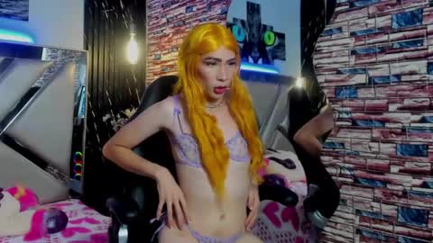 thamara_roberts online show from 23, 4, 2026